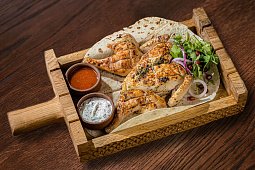 Целый цыпленок маринованный по свански